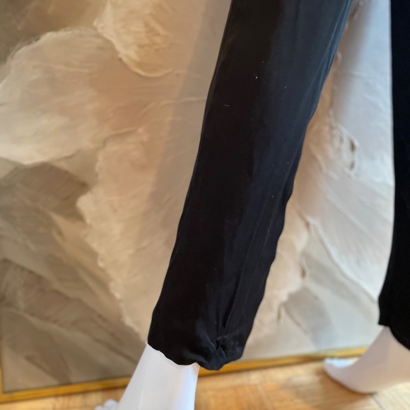 Bebe Black Jumpsuit w/pockets Pleated Tapered 💋💋 Size Small Criss Cross chest - Picture 7 of 7